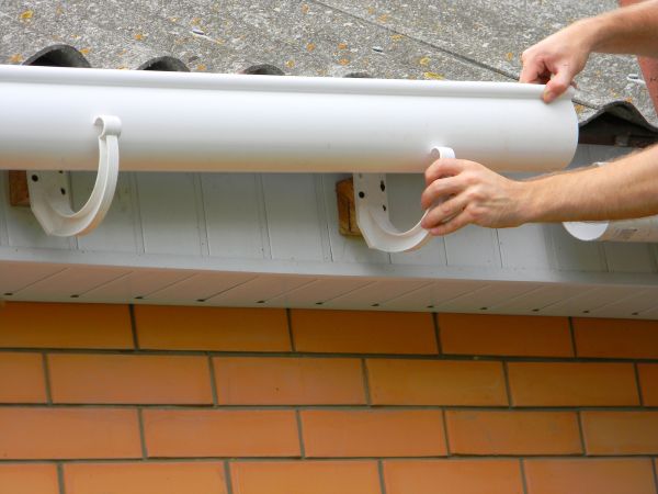 Cost of Half Round Gutter Installation in Oshkosh